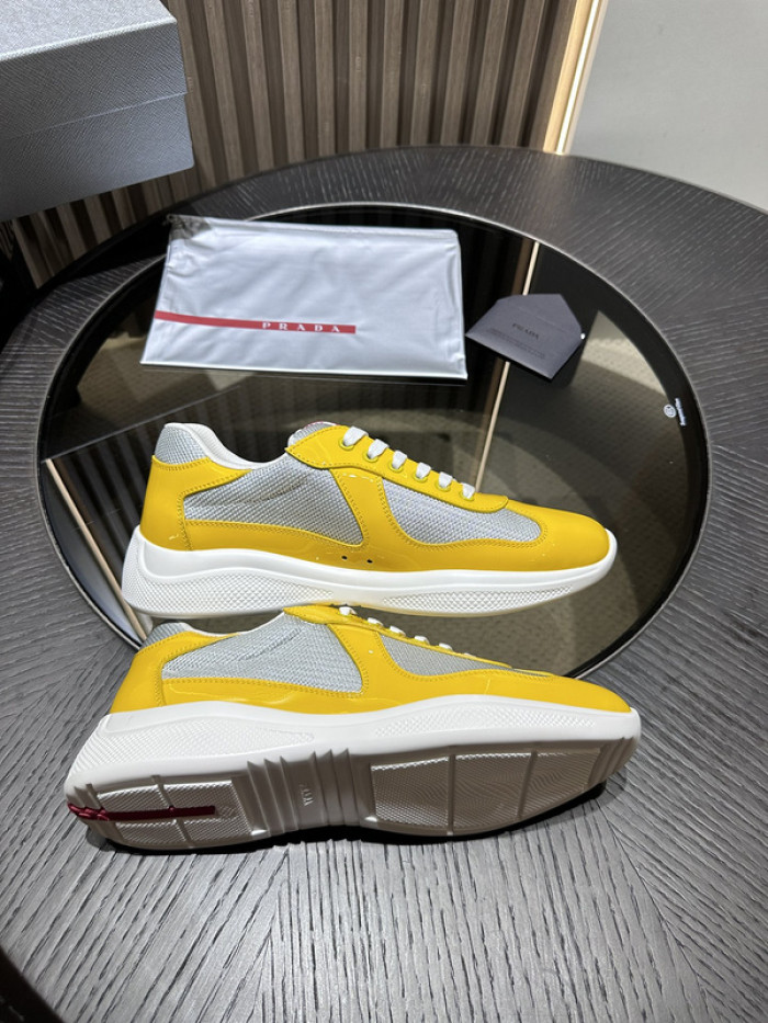 Prada 40