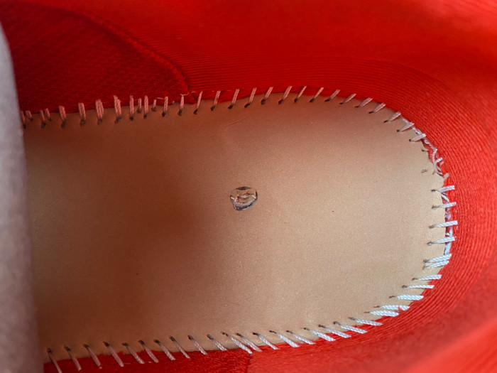 sneaker -202312011