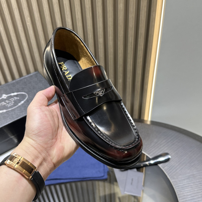 Prada 65