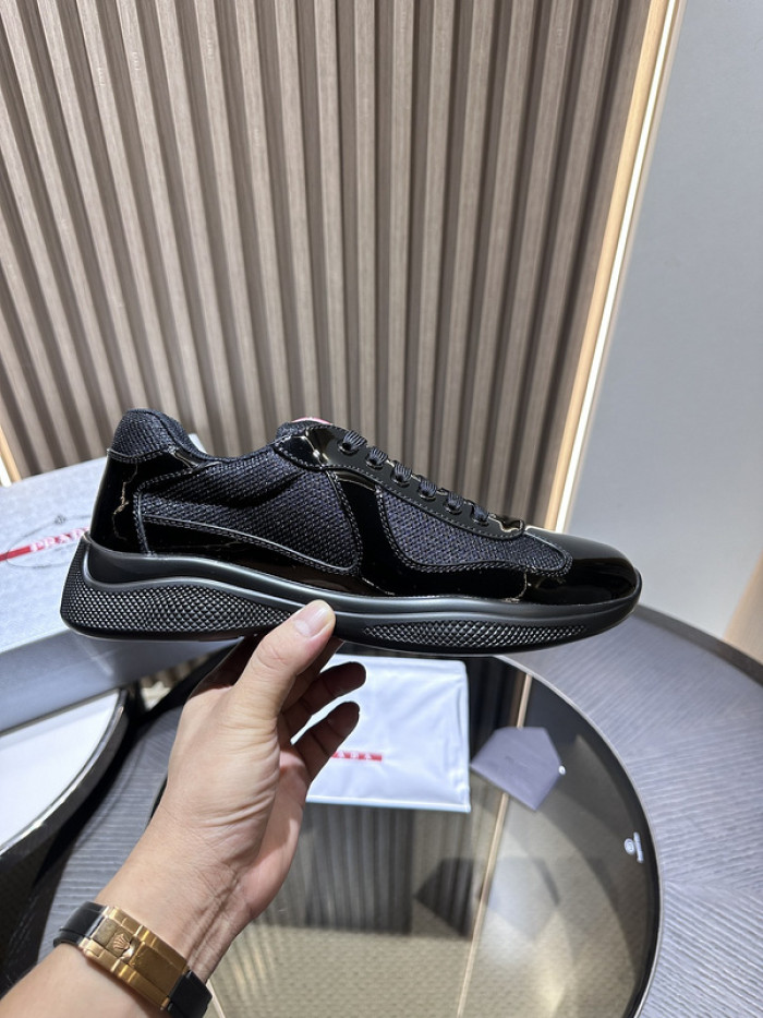 Prada 58